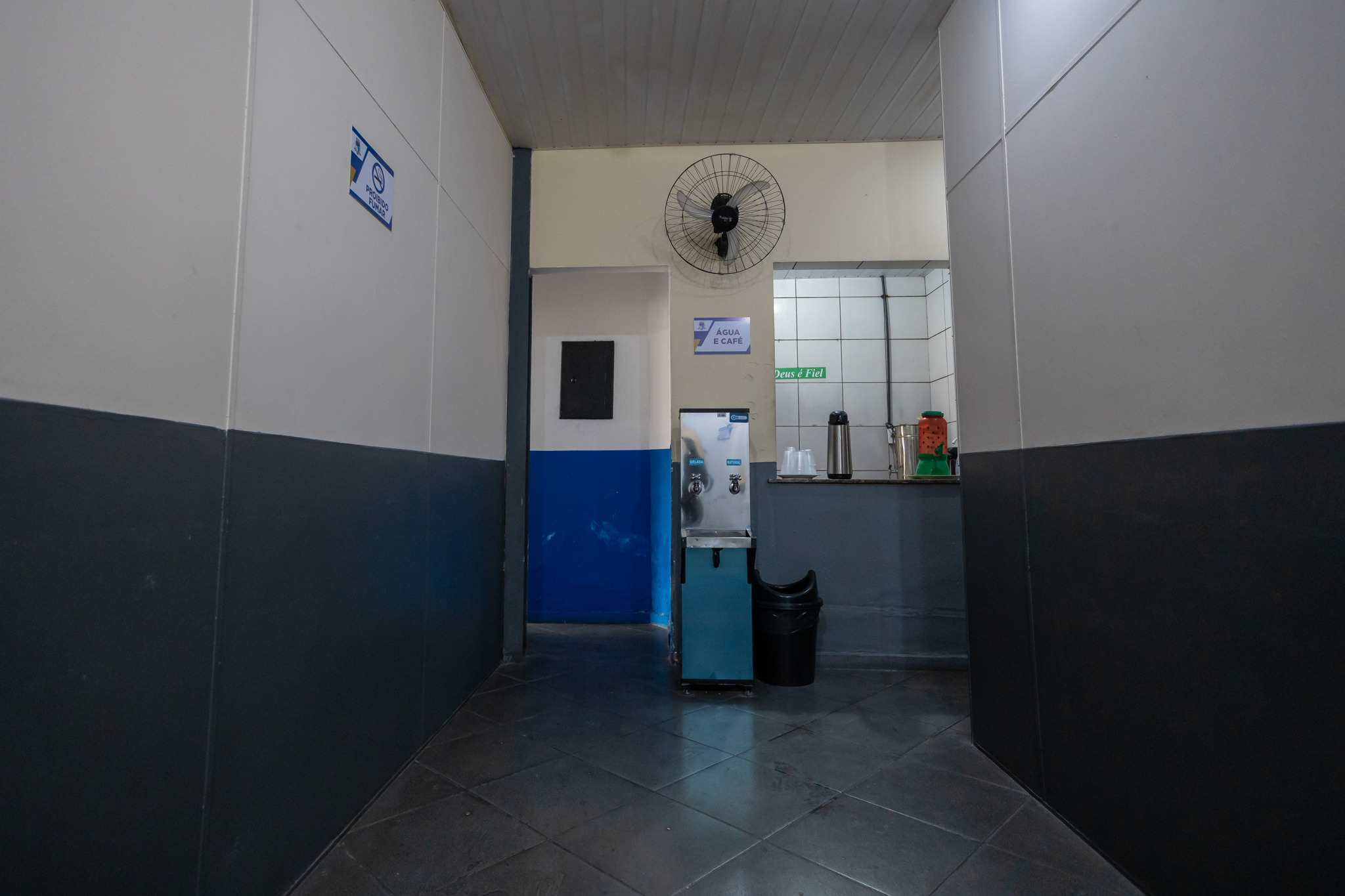 COPA E ACESSO AOS BANHEIROS DO TÉRREO DA CMBR - IMG2