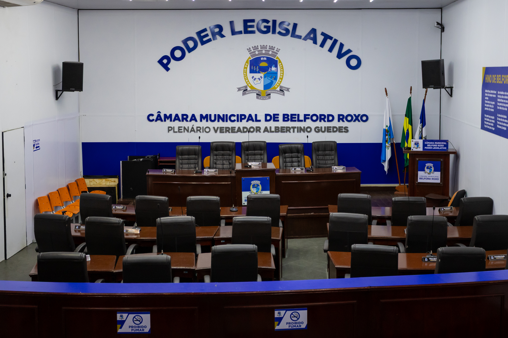 PLENÁRIO - VISÃO FRONTAL 4