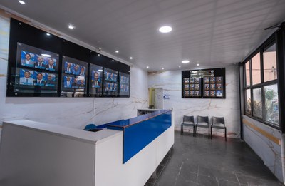 RECEPÇÃO - VISÃO LATERAL DIREITA 1