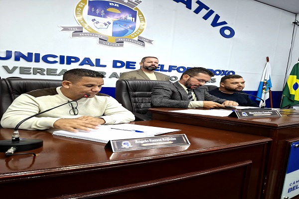  A CASA DO POVO: Câmara Municipal de Belford Roxo reforça seu papel na representação popular 