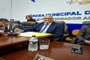 Homenagens marcam a sessão plenária